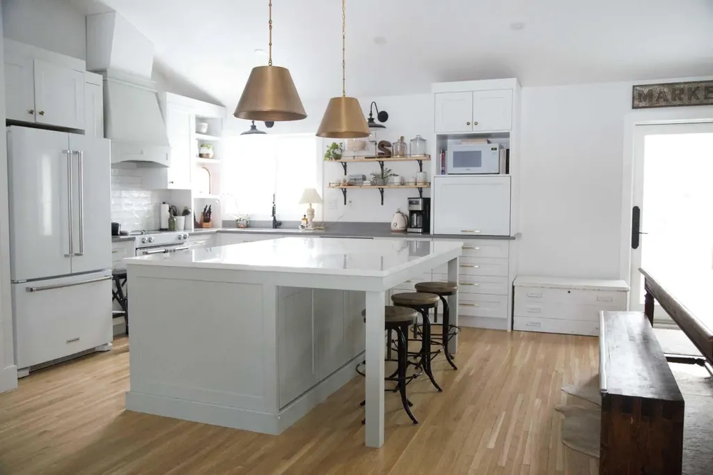 64 Hartford Road NW Calgary AB T2K2A5