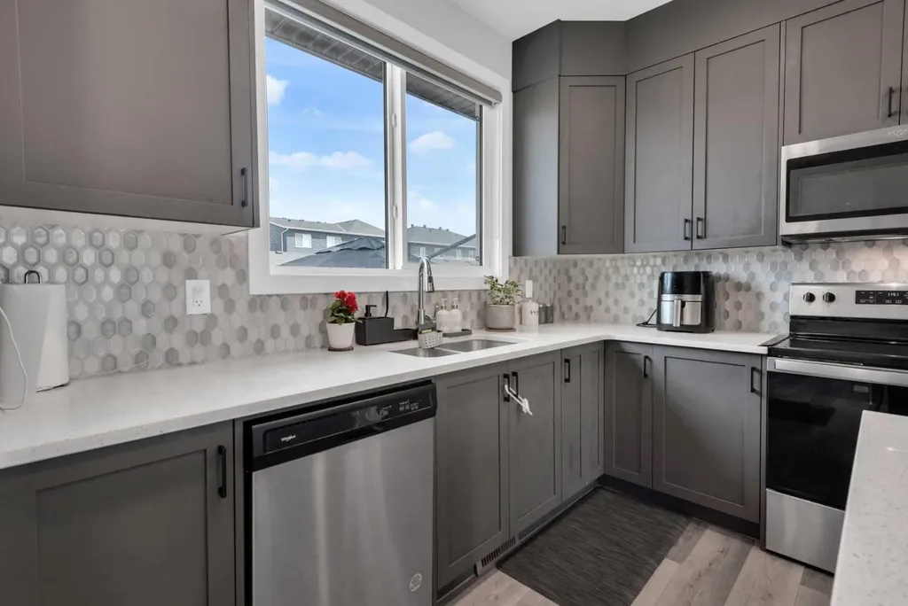 232 Walgrove Way SE Calgary AB T2X 4A3