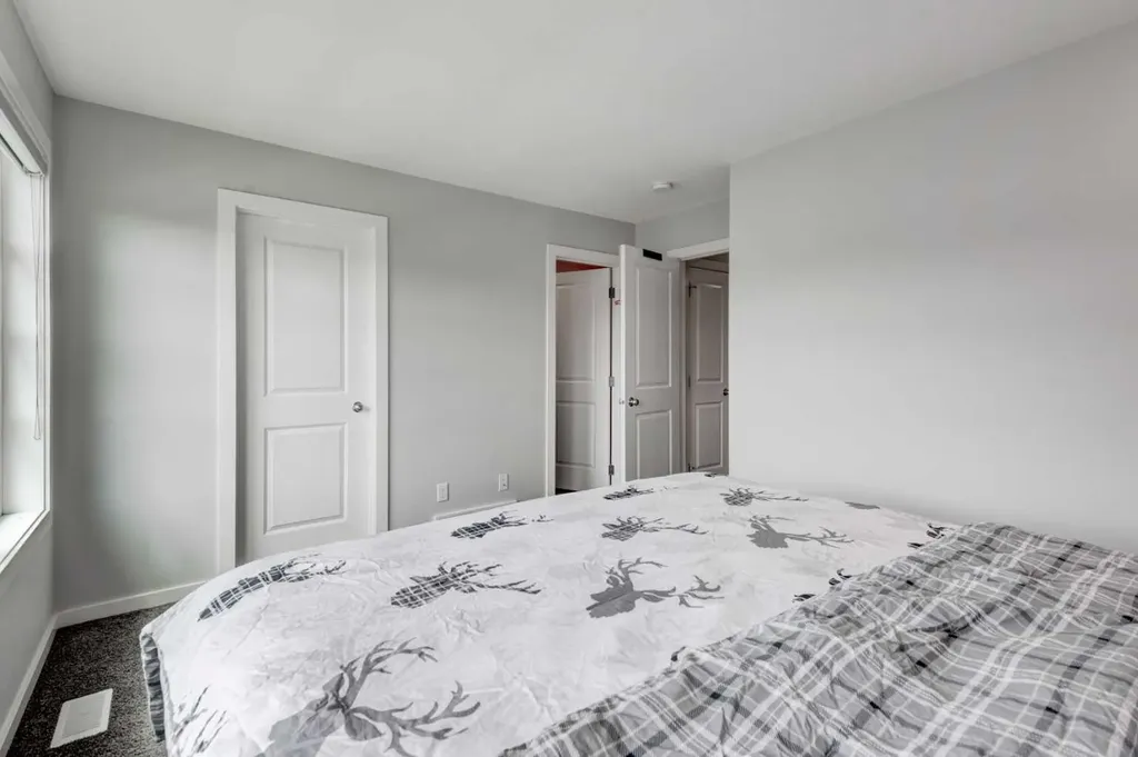 232 Walgrove Way SE Calgary AB T2X 4A3