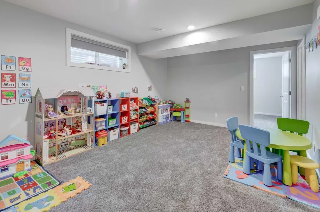 232 Walgrove Way SE Calgary AB T2X 4A3