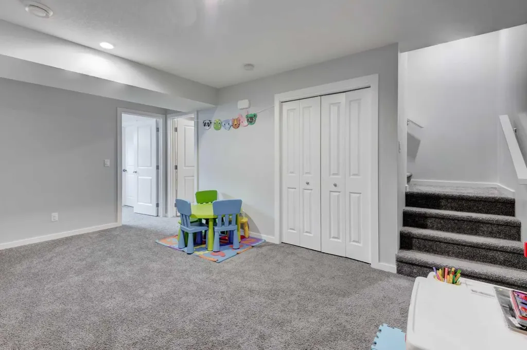 232 Walgrove Way SE Calgary AB T2X 4A3