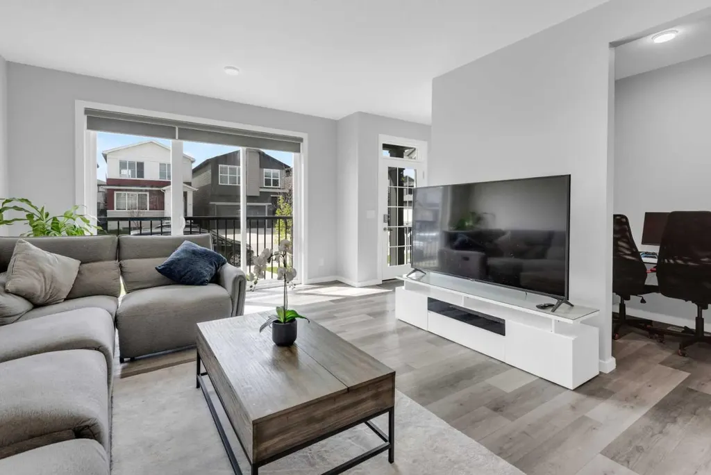 232 Walgrove Way SE Calgary AB T2X 4A3
