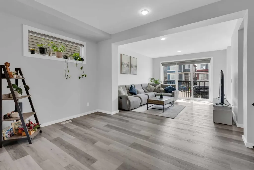 232 Walgrove Way SE Calgary AB T2X 4A3