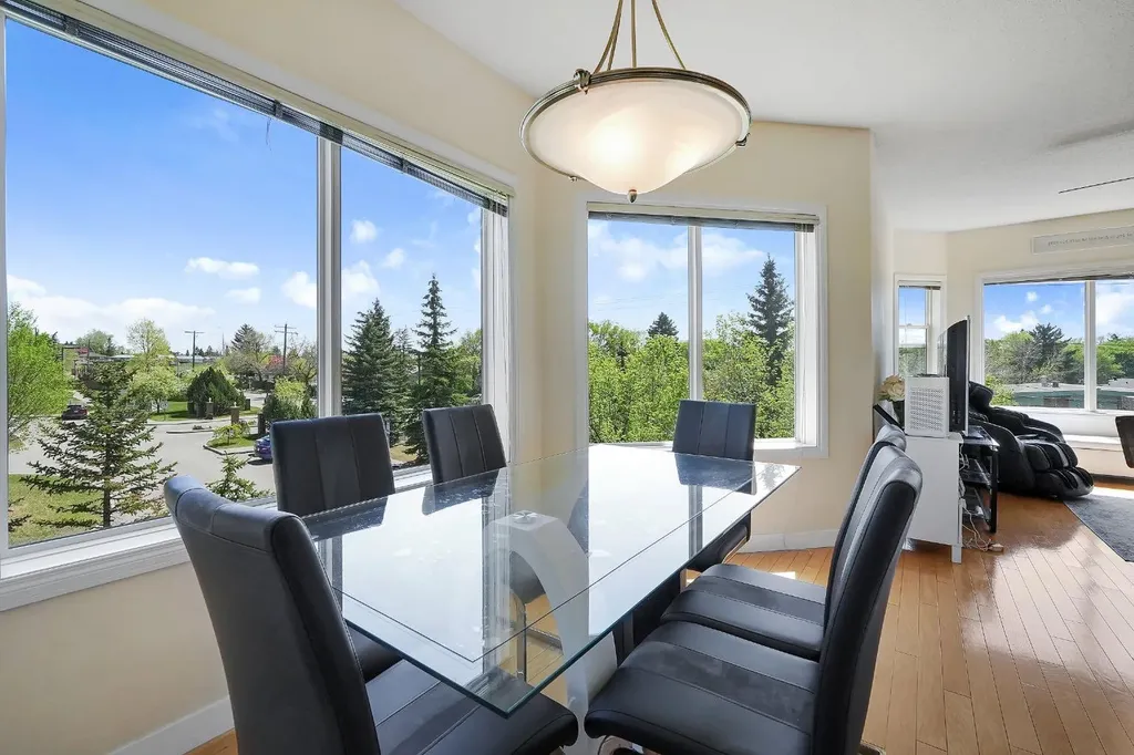 1920 14 Avenue NE Calgary AB T2E8V4