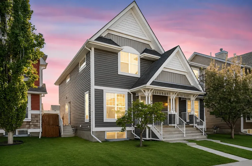 49 Auburn Crest Lane SE Calgary AB T3M 0Z1