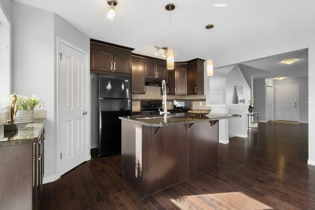 49 Auburn Crest Lane SE Calgary AB T3M 0Z1