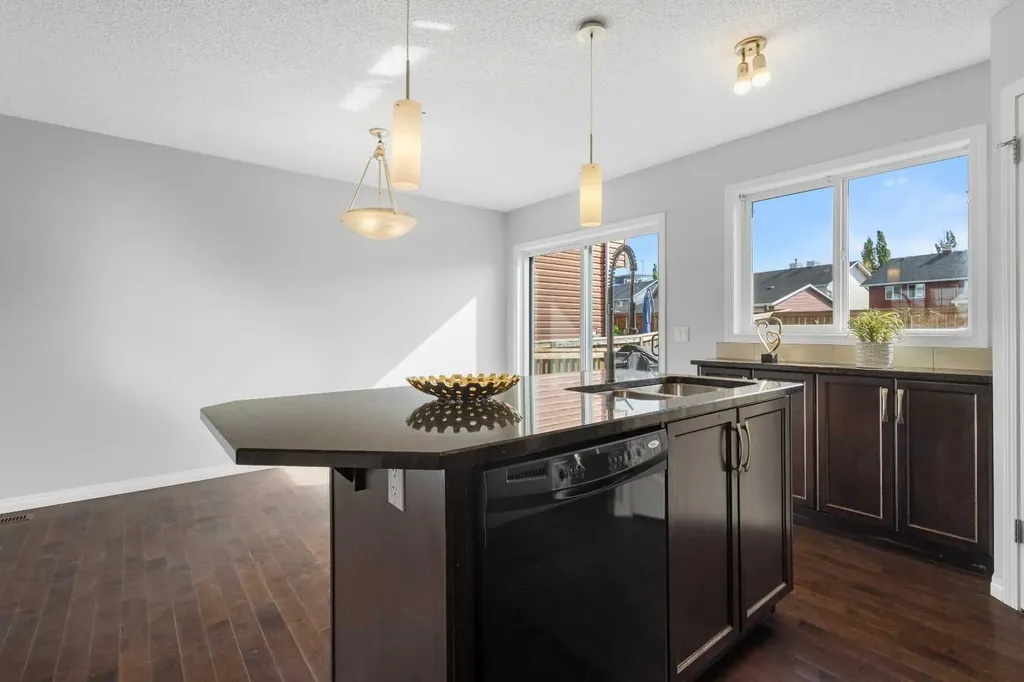 49 Auburn Crest Lane SE Calgary AB T3M 0Z1