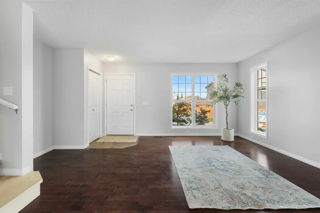 49 Auburn Crest Lane SE Calgary AB T3M 0Z1
