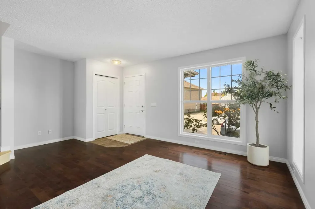 49 Auburn Crest Lane SE Calgary AB T3M 0Z1