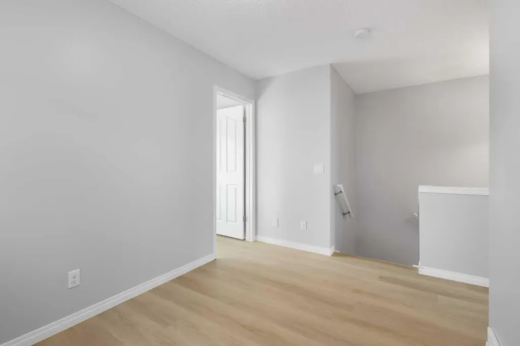 49 Auburn Crest Lane SE Calgary AB T3M 0Z1