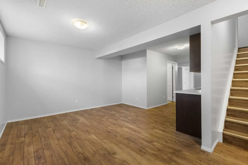 49 Auburn Crest Lane SE Calgary AB T3M 0Z1