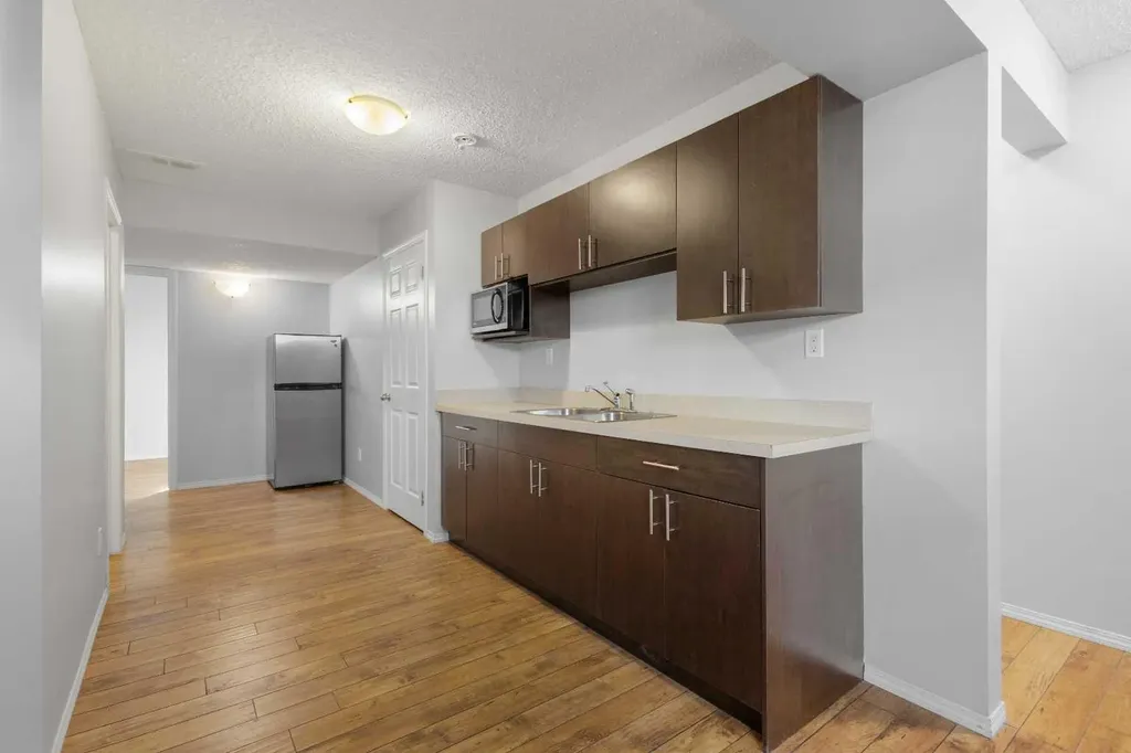 49 Auburn Crest Lane SE Calgary AB T3M 0Z1