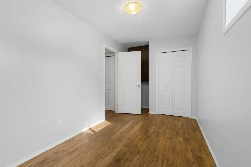 49 Auburn Crest Lane SE Calgary AB T3M 0Z1