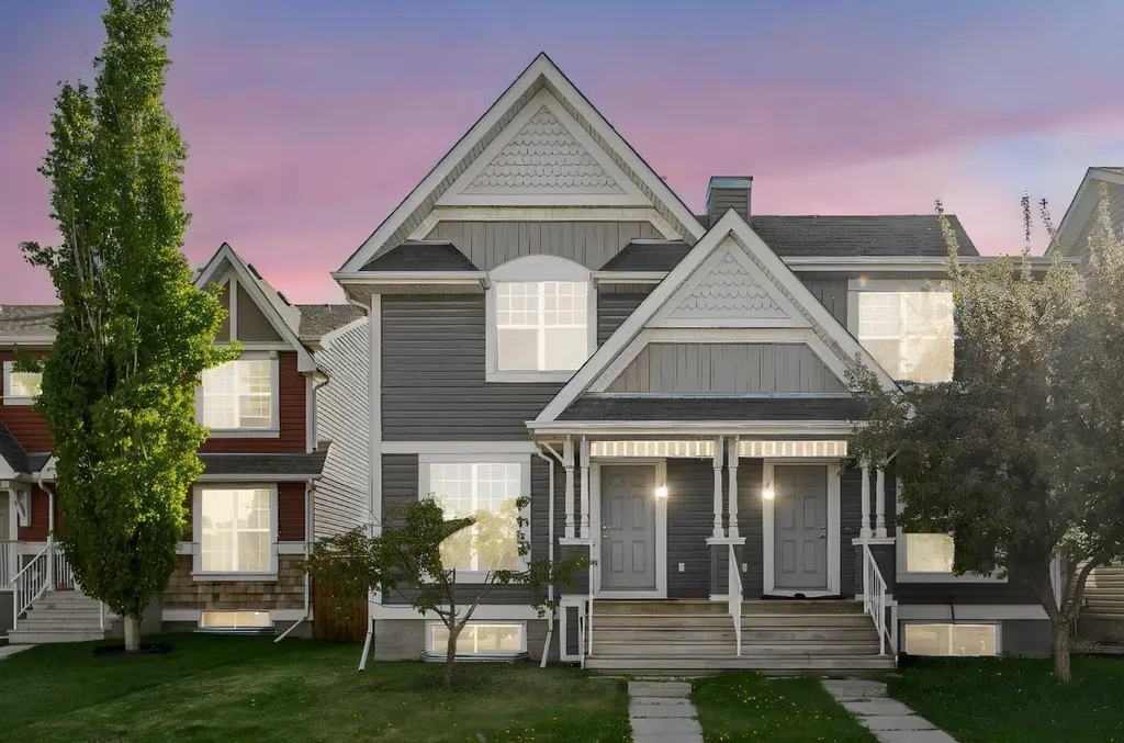49 Auburn Crest Lane SE Calgary AB T3M 0Z1