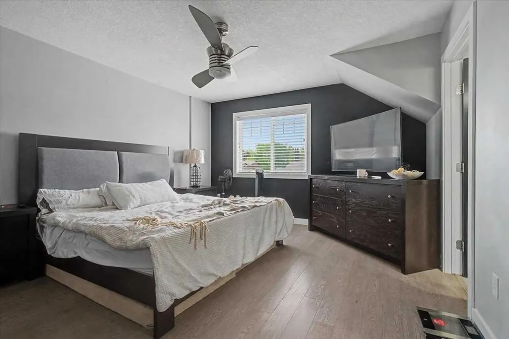 8770 72 Avenue Grande Prairie AB T8X0K6