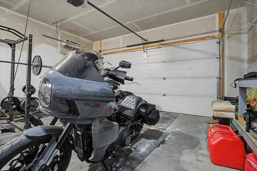 8770 72 Avenue Grande Prairie AB T8X0K6