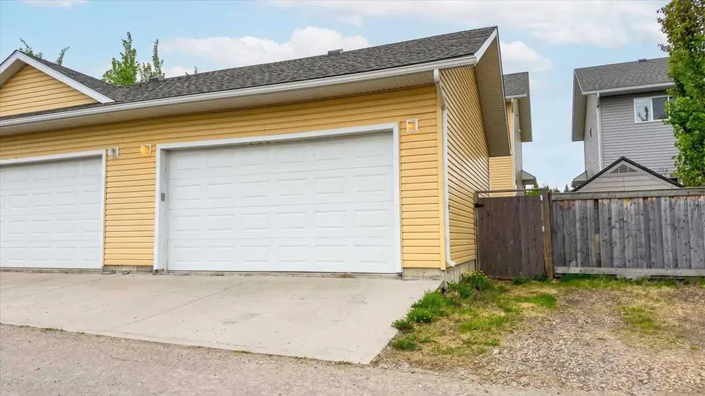 8770 72 Avenue Grande Prairie AB T8X0K6
