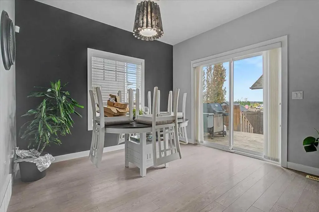 8770 72 Avenue Grande Prairie AB T8X0K6
