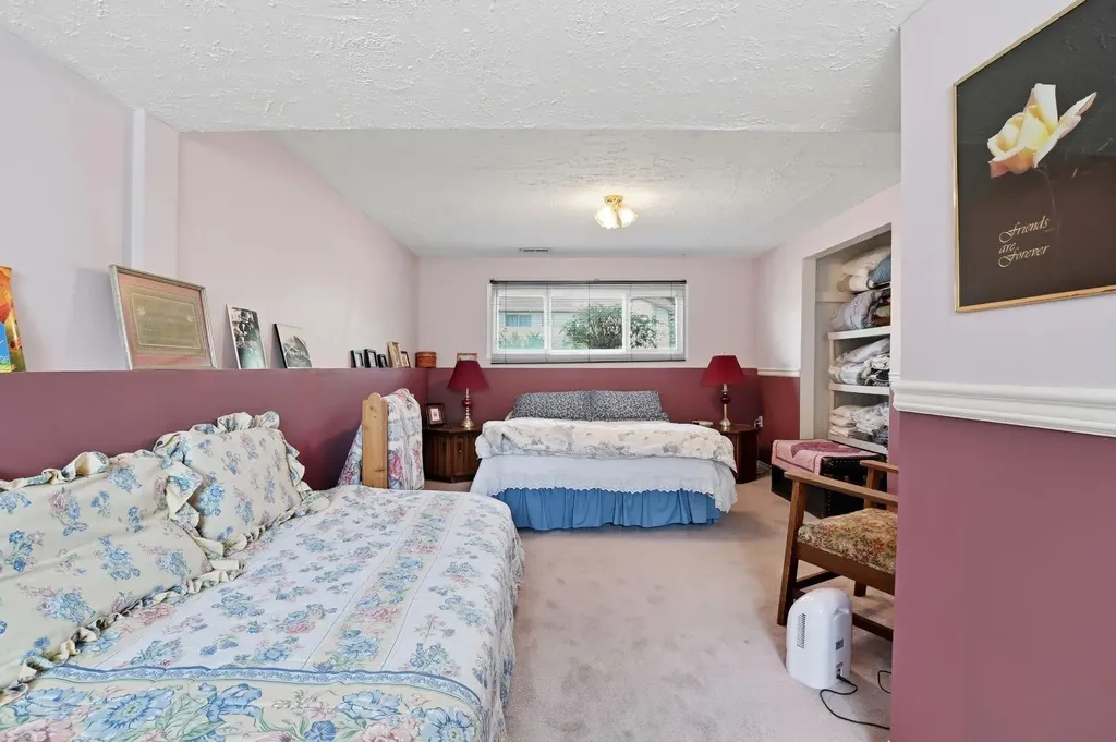 5327 38 Street Innisfail AB T4G 1E8