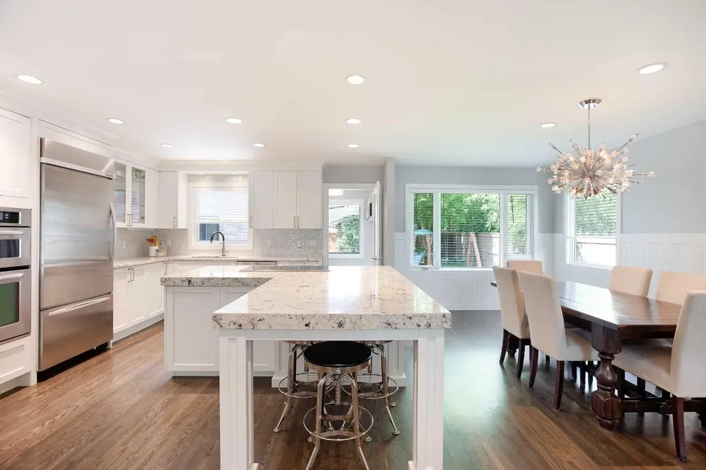 51 Wimbledon Drive SW Calgary AB T3C3J5