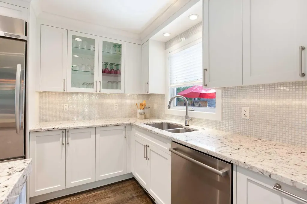 51 Wimbledon Drive SW Calgary AB T3C3J5