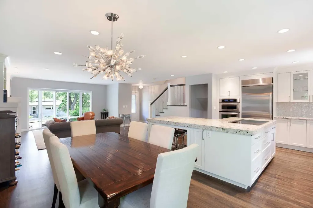 51 Wimbledon Drive SW Calgary AB T3C3J5