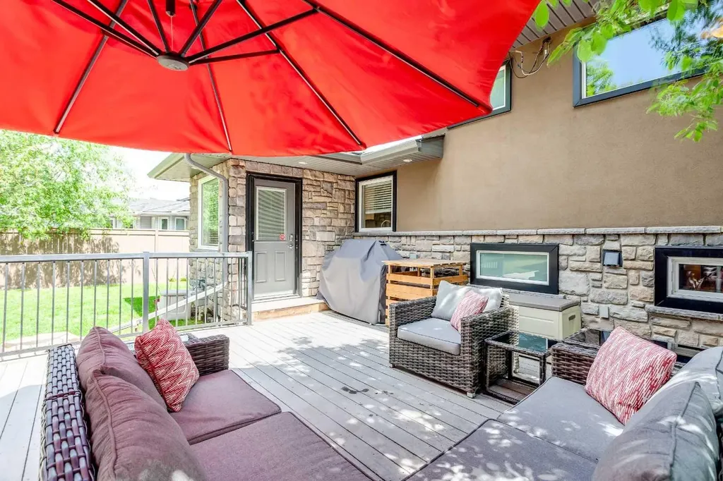 51 Wimbledon Drive SW Calgary AB T3C3J5