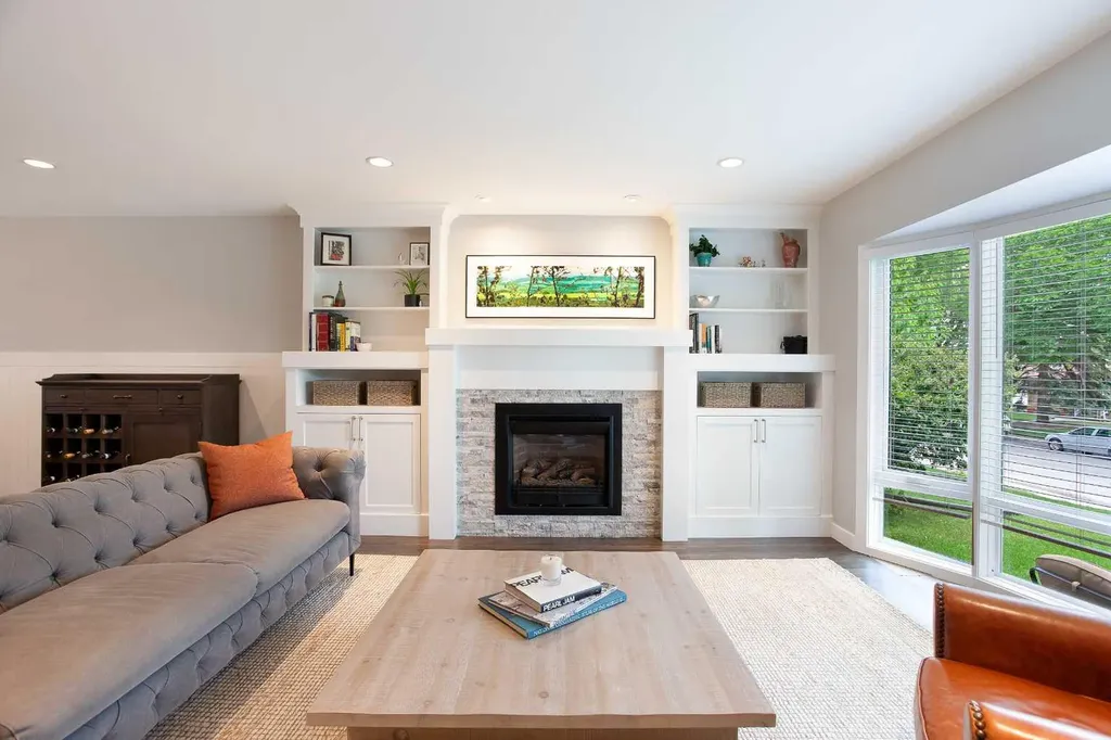 51 Wimbledon Drive SW Calgary AB T3C3J5