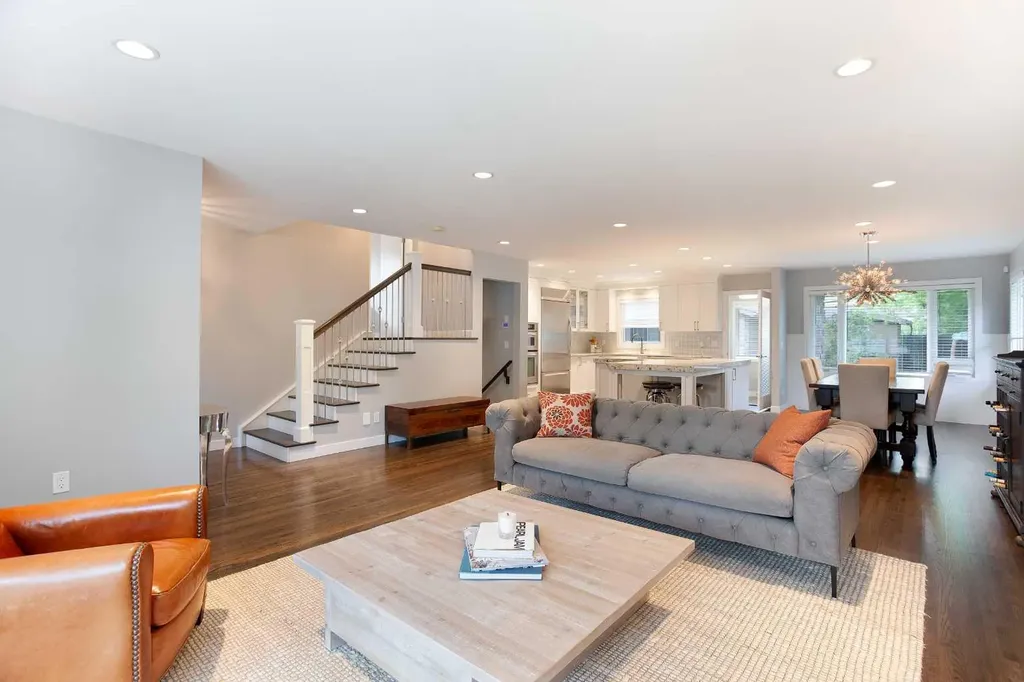 51 Wimbledon Drive SW Calgary AB T3C3J5