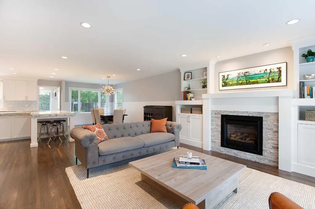 51 Wimbledon Drive SW Calgary AB T3C3J5