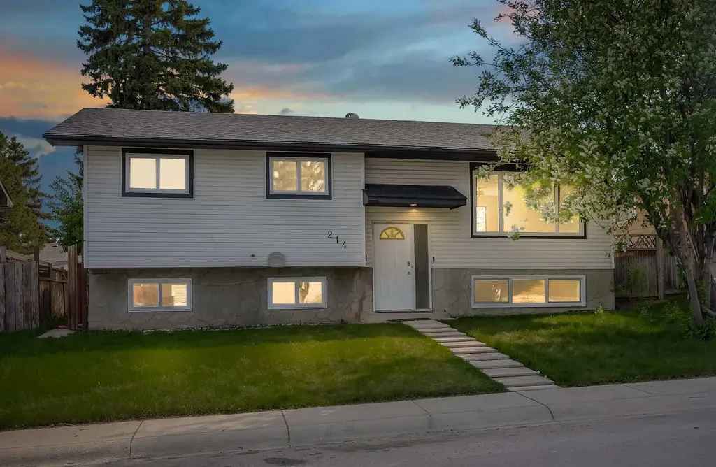 214 Rundleview Close NE Calgary AB T1Y 1J1
