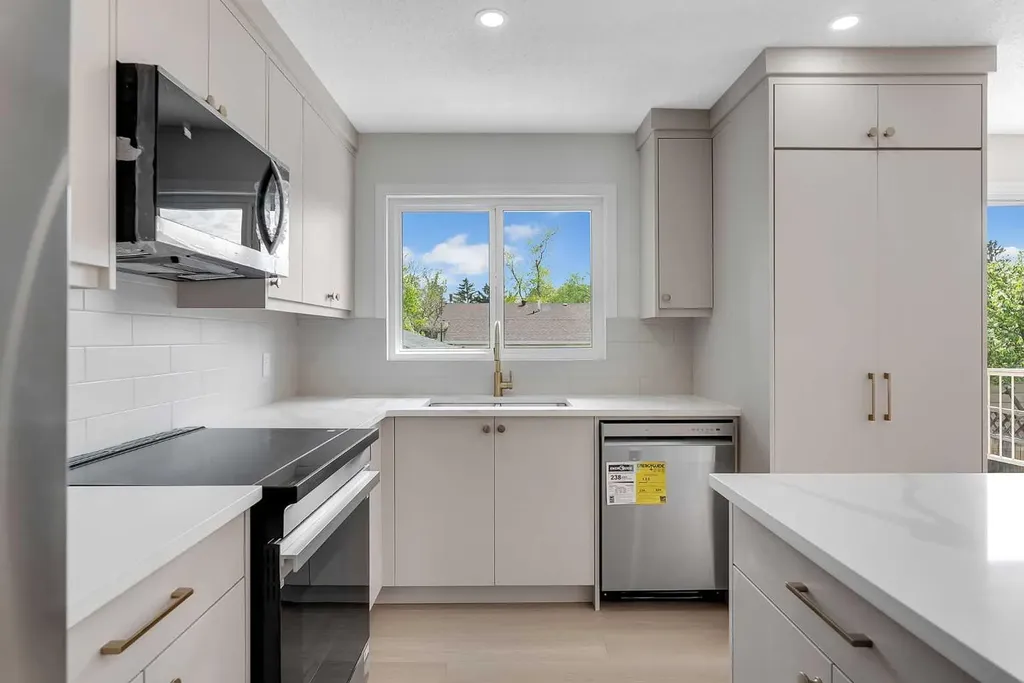 214 Rundleview Close NE Calgary AB T1Y 1J1
