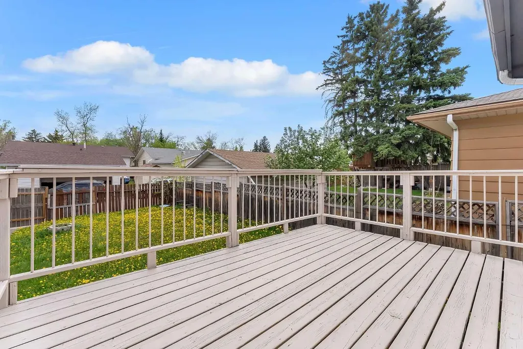 214 Rundleview Close NE Calgary AB T1Y 1J1