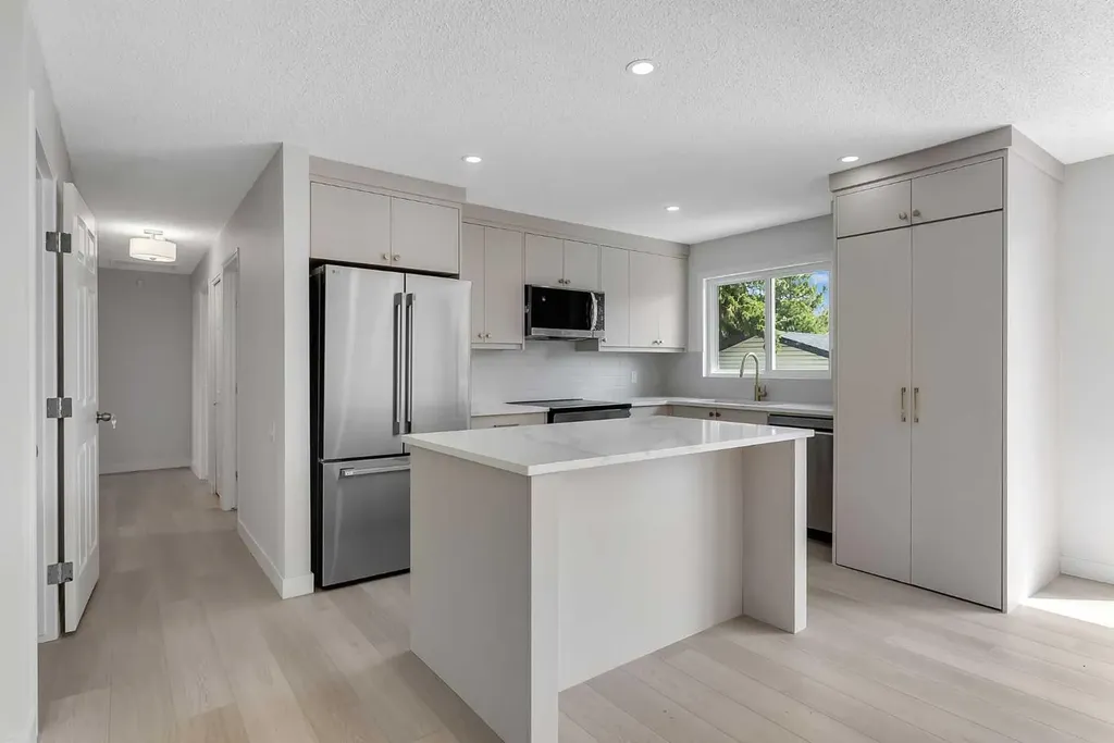 214 Rundleview Close NE Calgary AB T1Y 1J1