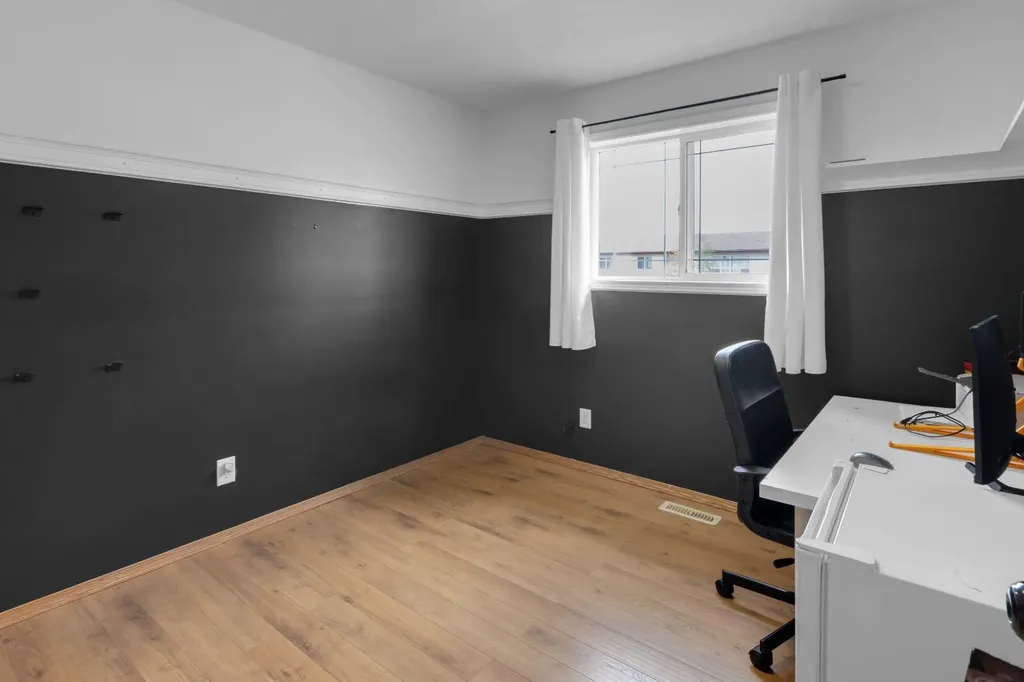1918 Strathcona Terrace Strathmore AB T1P1S8