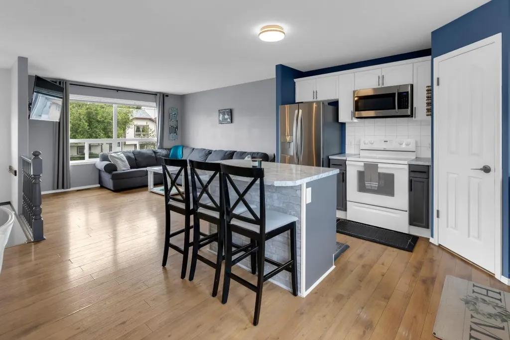 1918 Strathcona Terrace Strathmore AB T1P1S8