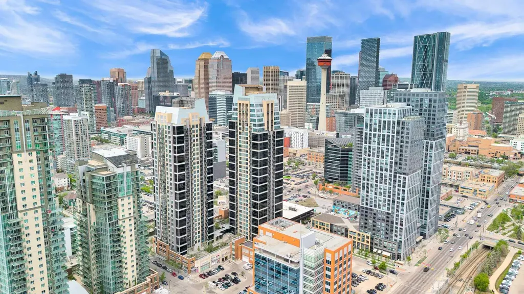 211 13 Avenue SE Calgary AB T2G1E1