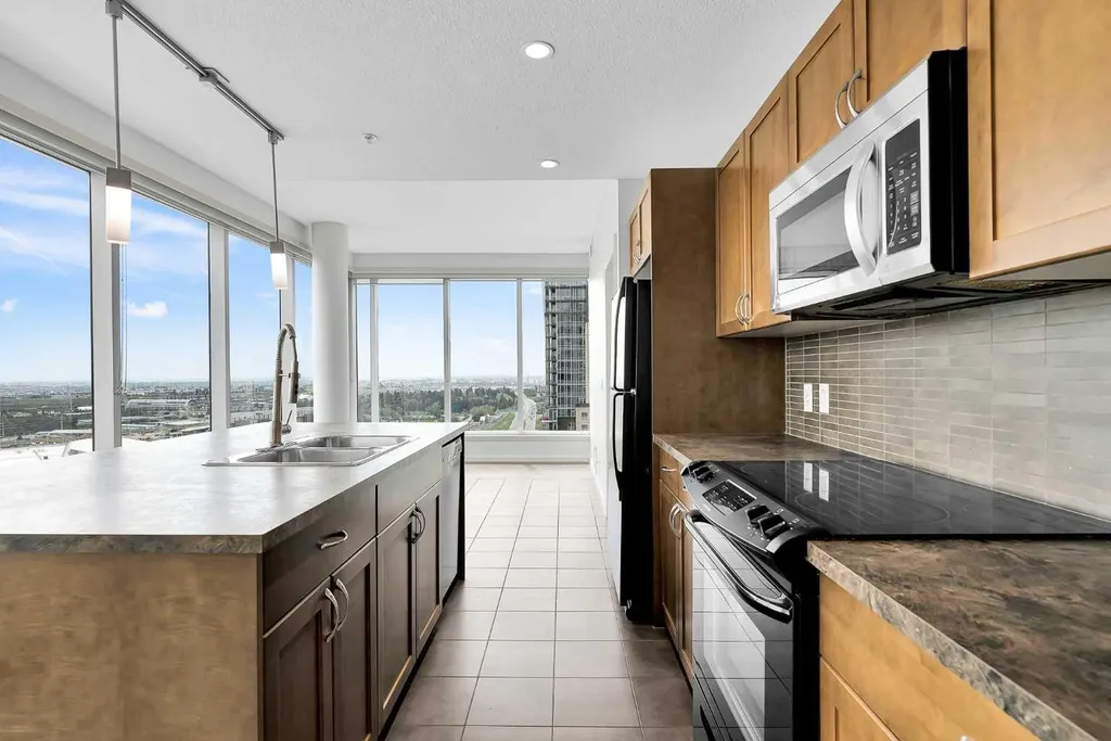 211 13 Avenue SE Calgary AB T2G1E1