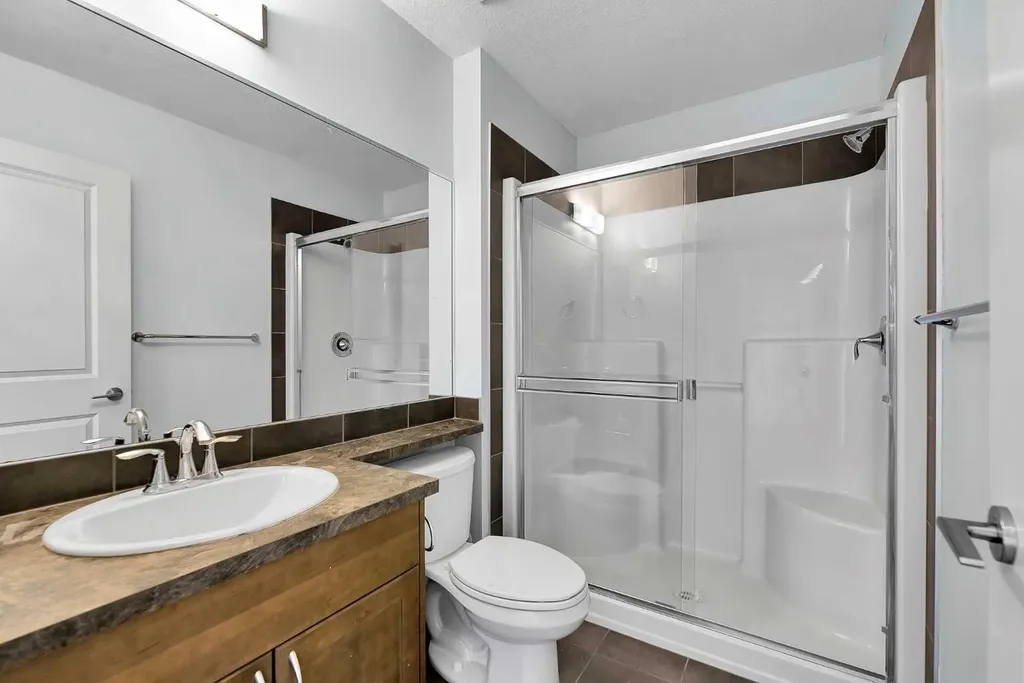 211 13 Avenue SE Calgary AB T2G1E1