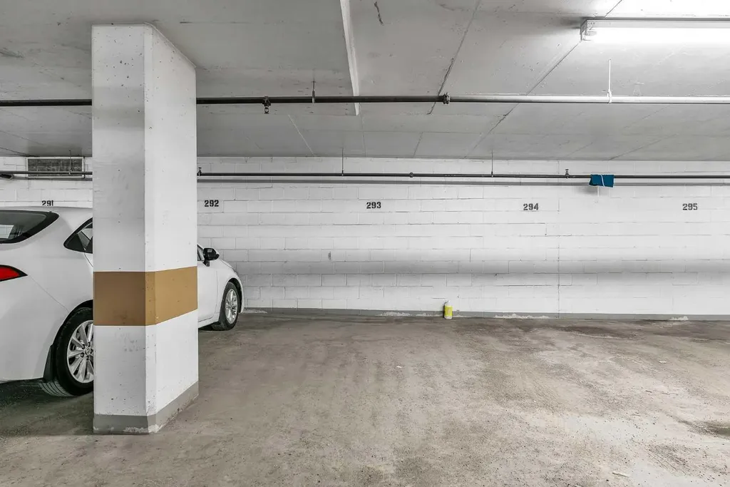 211 13 Avenue SE Calgary AB T2G1E1