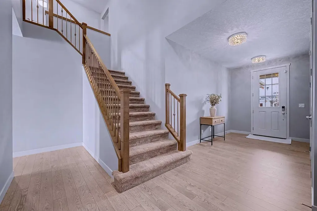 121 Marquis View SE Calgary AB T3M2H4