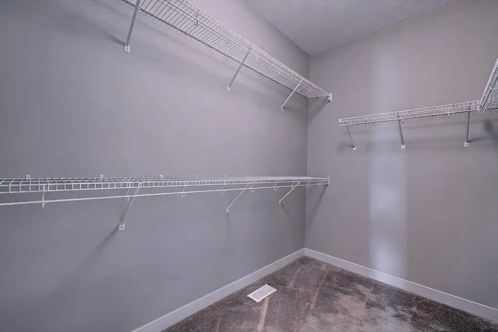 121 Marquis View SE Calgary AB T3M2H4