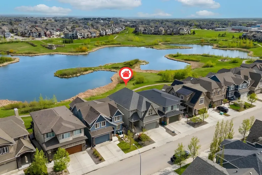 121 Marquis View SE Calgary AB T3M2H4