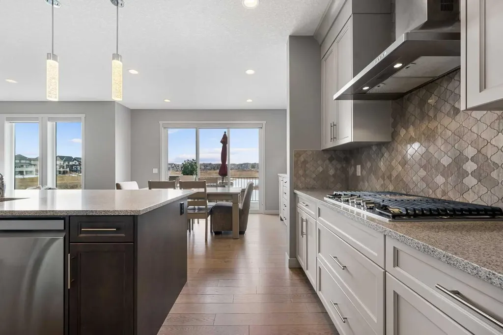121 Marquis View SE Calgary AB T3M2H4