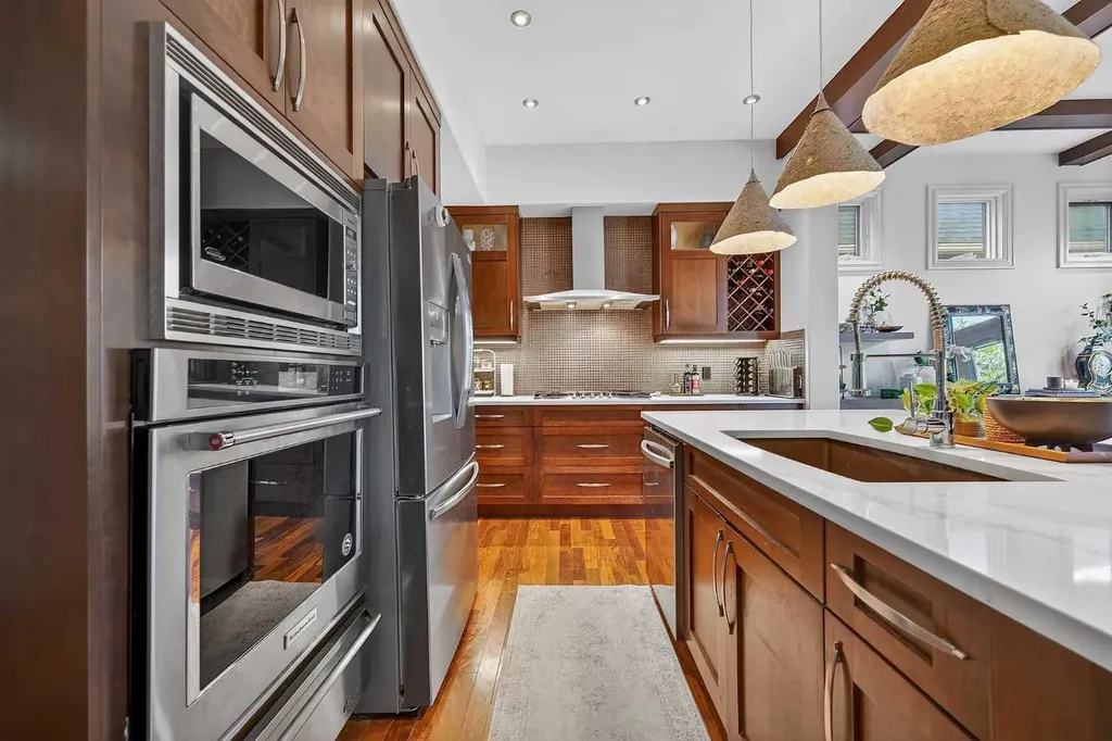 2646 Evercreek Bluffs Way SW Calgary AB T2Y 4V7