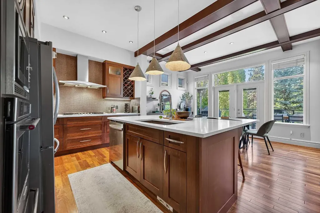 2646 Evercreek Bluffs Way SW Calgary AB T2Y 4V7