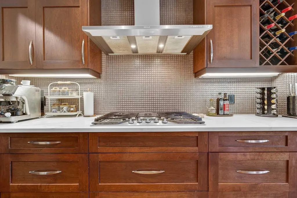 2646 Evercreek Bluffs Way SW Calgary AB T2Y 4V7