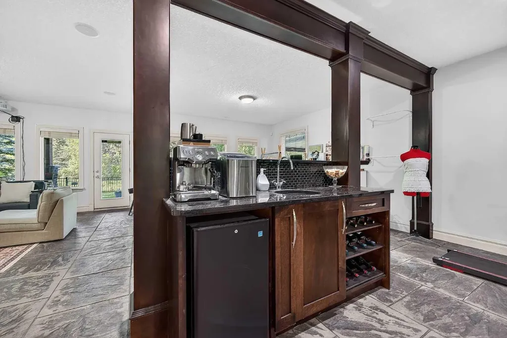 2646 Evercreek Bluffs Way SW Calgary AB T2Y 4V7