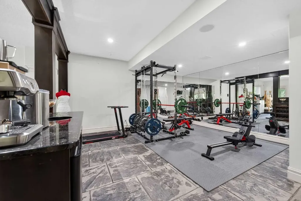 2646 Evercreek Bluffs Way SW Calgary AB T2Y 4V7