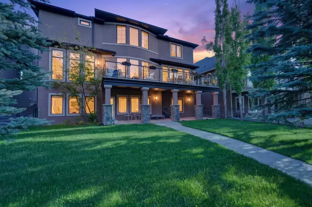 2646 Evercreek Bluffs Way SW Calgary AB T2Y 4V7
